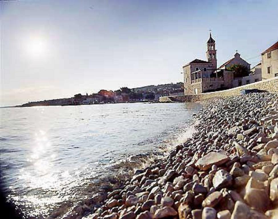 Holiday Home Lucica Sutivan Kültér fotó